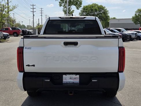 Used 2023 Toyota Tundra Limited AWD/4WD image 4