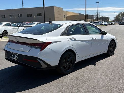 New 2026 Hyundai Elantra Sport image 5