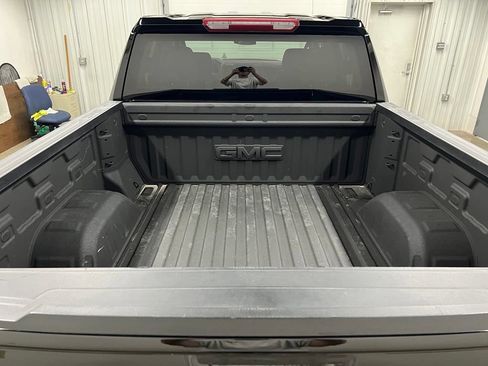 Certified 2024 GMC Sierra 1500 Elevation AWD/4WD image 8