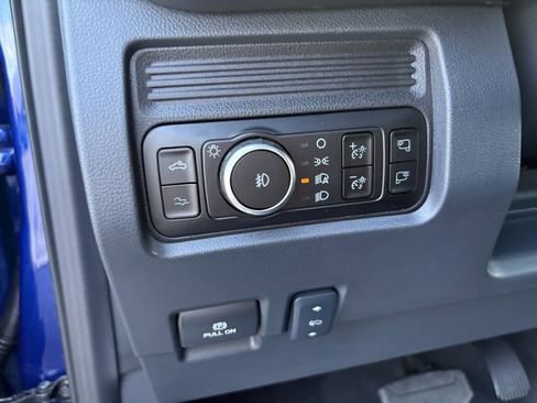 New 2026 Ford F250 Platinum image 35