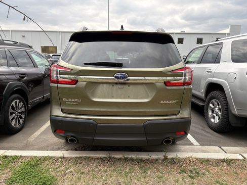 Used 2025 Subaru Ascent Premium image 5