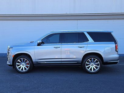 Certified 2024 Cadillac Escalade Premium Luxury Platinum w/ Heavy-Duty Trailer Package