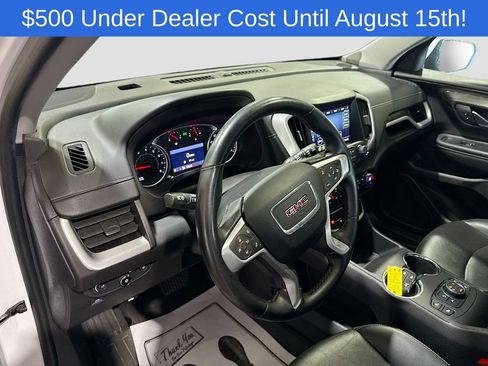 Used 2024 GMC Terrain SLT w/ LPO, Floor Liner Package AWD/4WD image 10
