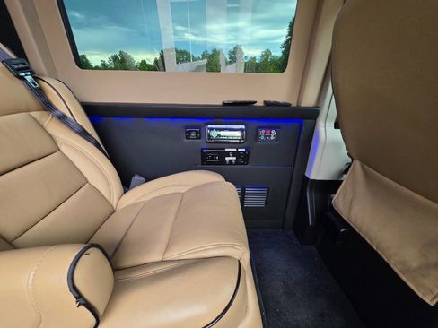 Used 2016 RAM ProMaster 2500 w/ Mopar Trailer Tow Group FWD image 16