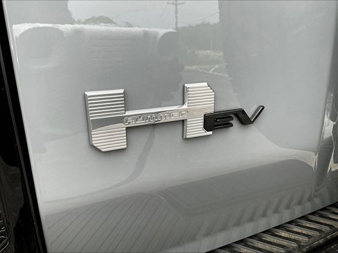 New 2026 GMC Hummer EV SUV AWD/4WD image 8