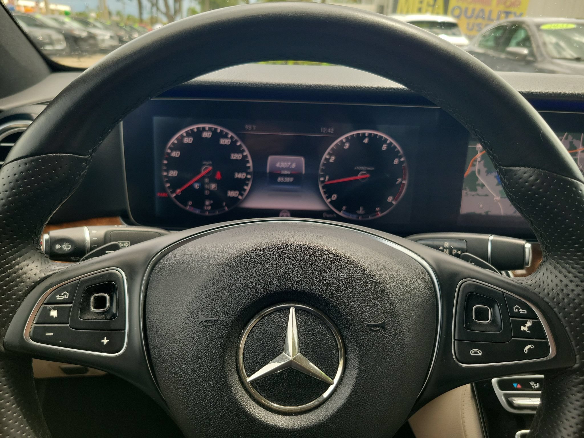 Used 2018 Mercedes-Benz E 300 image 22