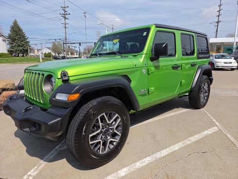 Used 2019 Jeep Wrangler Unlimited Sport S image 7