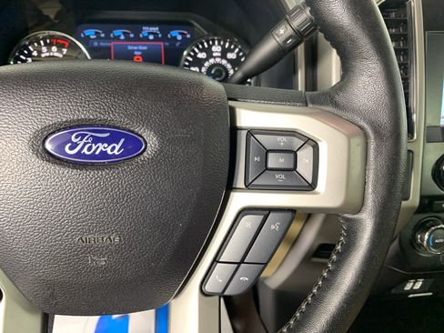 Used 2017 Ford F150 Lariat w/ FX4 Off-Road Package AWD/4WD image 19