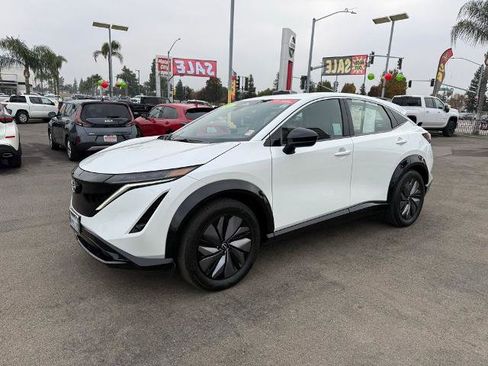 Certified 2024 Nissan Ariya FWD image 3