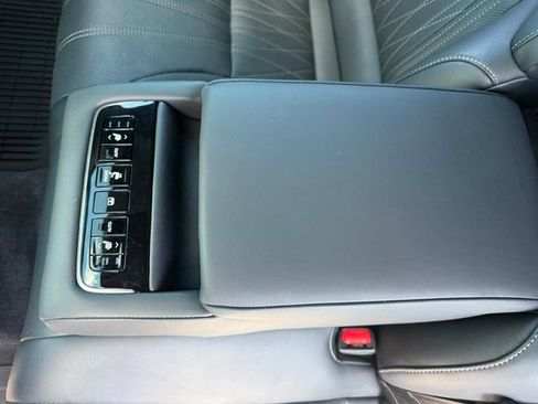 Used 2018 Lexus LS 500 AWD w/ Interior Upgrade Package image 27