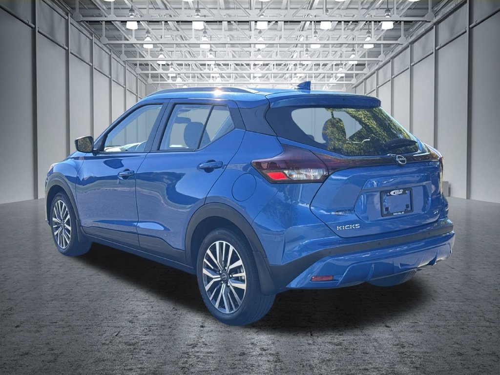 Used 2024 Nissan Kicks SV FWD image 5