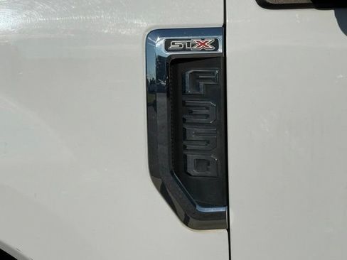 Used 2017 Ford F350 XL RWD image 5