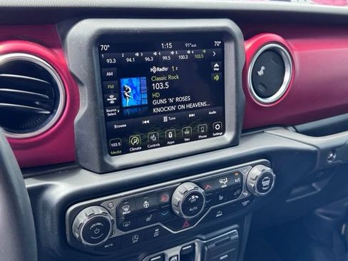 Used 2023 Jeep Gladiator Rubicon w/ LED Lighting Group AWD/4WD image 29