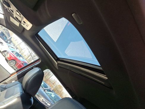 Certified 2021 Toyota Tacoma TRD Off-Road image 17