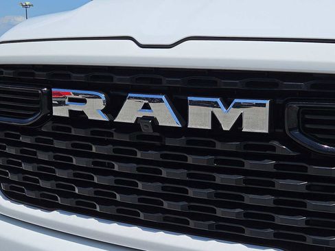 Used 2025 RAM 1500 Big Horn AWD/4WD image 12