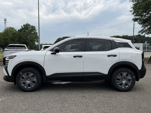 Used 2026 Nissan Kicks S FWD image 19