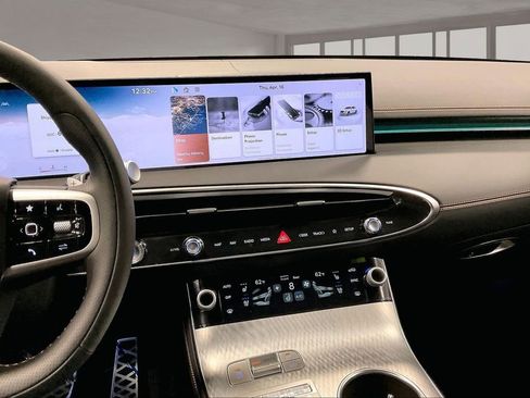 New 2026 Genesis GV70 2.5T Sport Prestige AWD/4WD image 6