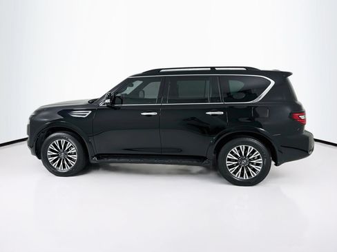 Used 2023 Nissan Armada SL w/ Midnight Edition Package RWD image 5