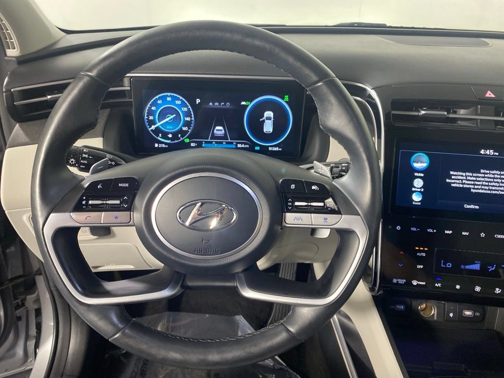 Used 2023 Hyundai Tucson Limited AWD/4WD image 16