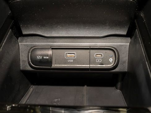 Used 2023 Kia Telluride SX Prestige image 18