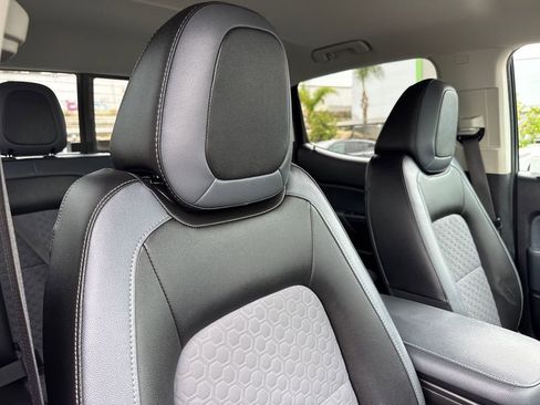 Used 2020 Chevrolet Colorado Z71 image 12