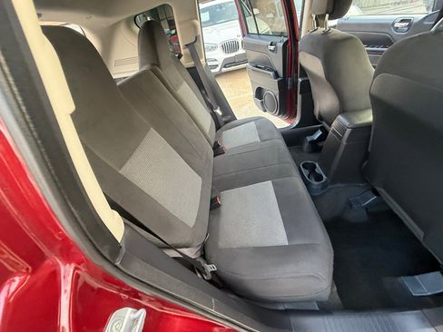 Used 2017 Jeep Compass Sport w/ Power Value Group image 16