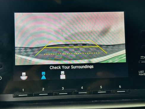 Used 2018 Honda Accord LX image 19