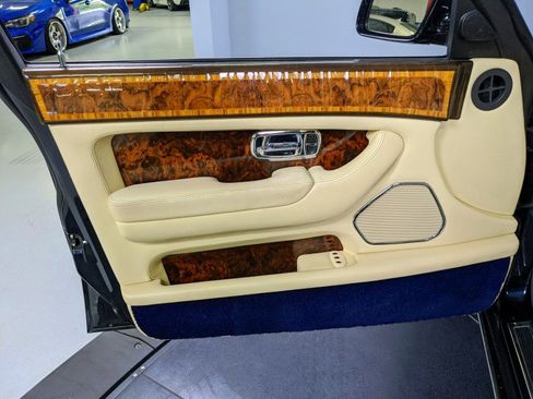 Used 2000 Rolls-Royce Silver Seraph image 33