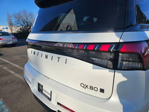 New 2026 INFINITI QX80 Autograph image 19