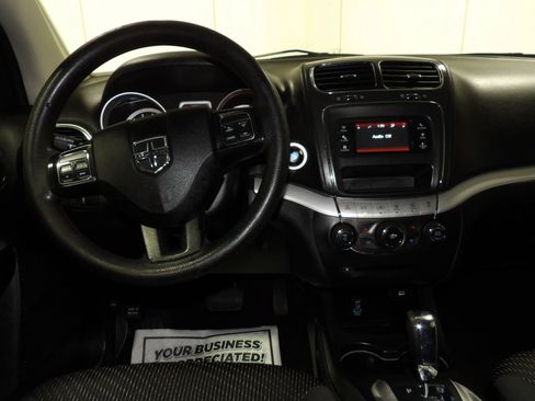 Used 2018 Dodge Journey SE FWD image 11