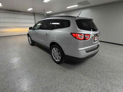 Used 2015 Chevrolet Traverse LT w/ Style and Technology Package image 5
