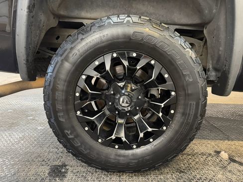 Used 2016 GMC Sierra 1500 4x4 Double Cab image 28