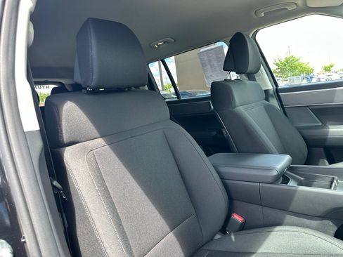 Used 2025 Hyundai Santa Fe SE AWD/4WD image 39