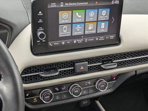 Used 2024 Honda HR-V EX-L image 11