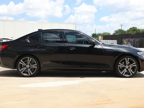 Used 2021 BMW 330i Sedan w/ Convenience Package RWD image 17