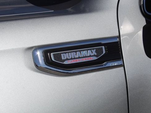 Used 2024 GMC Sierra 1500 SLE image 15