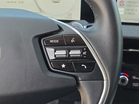 Used 2024 Kia EV6 Light RWD image 19