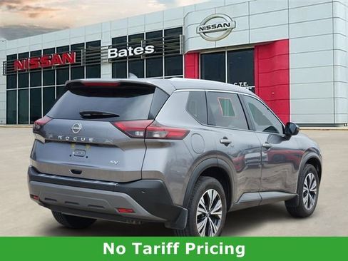 Certified 2023 Nissan Rogue SV w/ SV Premium B Package FWD image 4