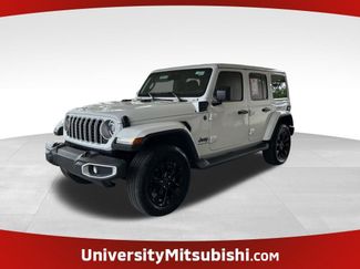 Used 2025 Jeep Wrangler Unlimited Sahara video 1