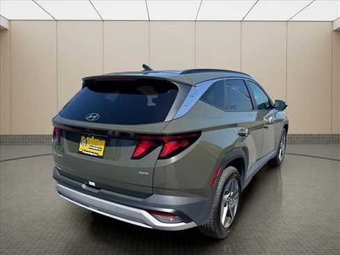 Used 2025 Hyundai Tucson SEL AWD/4WD image 14