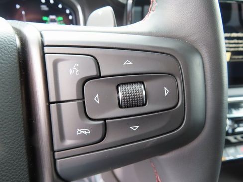 Used 2024 GMC Sierra 1500 AT4X image 18