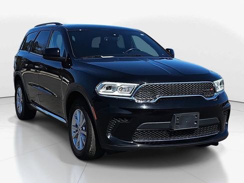 Used 2023 Dodge Durango SXT image 2