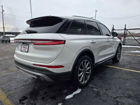 Used 2021 Lincoln Corsair FWD w/ Premium Package image 11