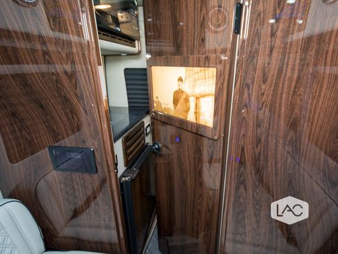 Used 2025 Mercedes-Benz Sprinter 2500 image 15