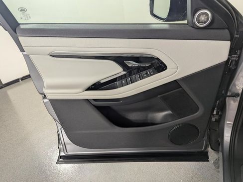 Used 2023 Land Rover Range Rover Evoque R-Dynamic S image 14