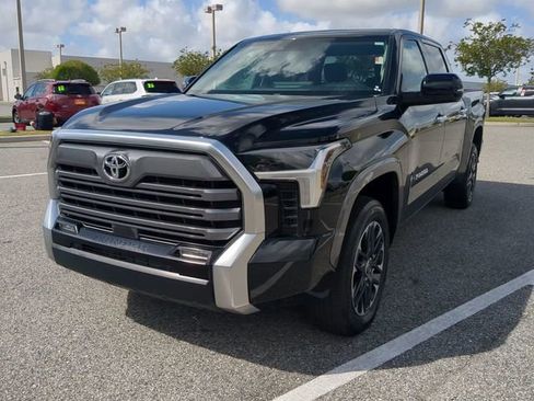 Used 2024 Toyota Tundra Limited AWD/4WD image 8