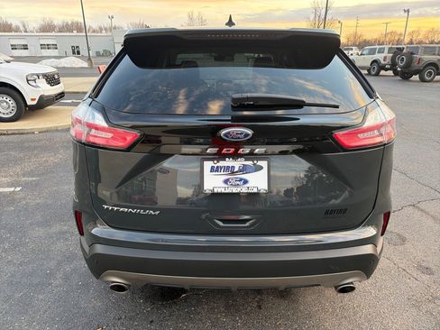 Used 2021 Ford Edge Titanium w/ Cargo Accessory Package FWD image 8