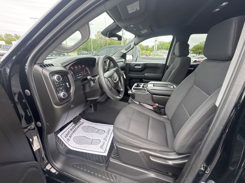 Used 2023 GMC Sierra 1500 Pro w/ Graphite Edition AWD/4WD image 8