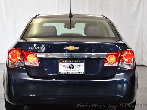 Used 2016 Chevrolet Cruze LT FWD image 10