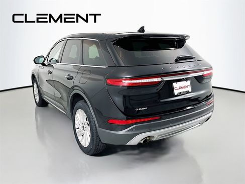 Used 2025 Lincoln Corsair AWD image 10